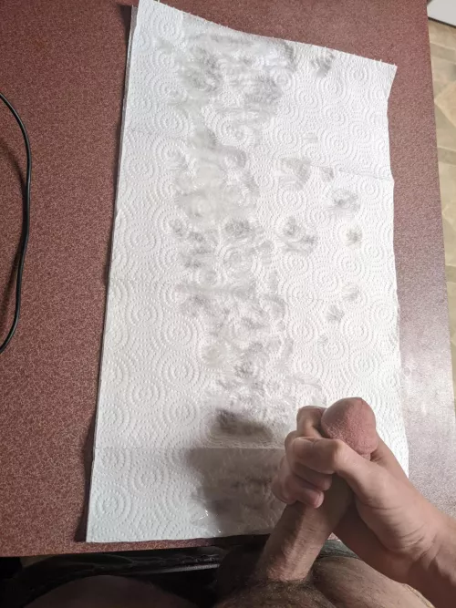 wish I had someone to cover in cum instead of these paper towels by throwaway-astronaut