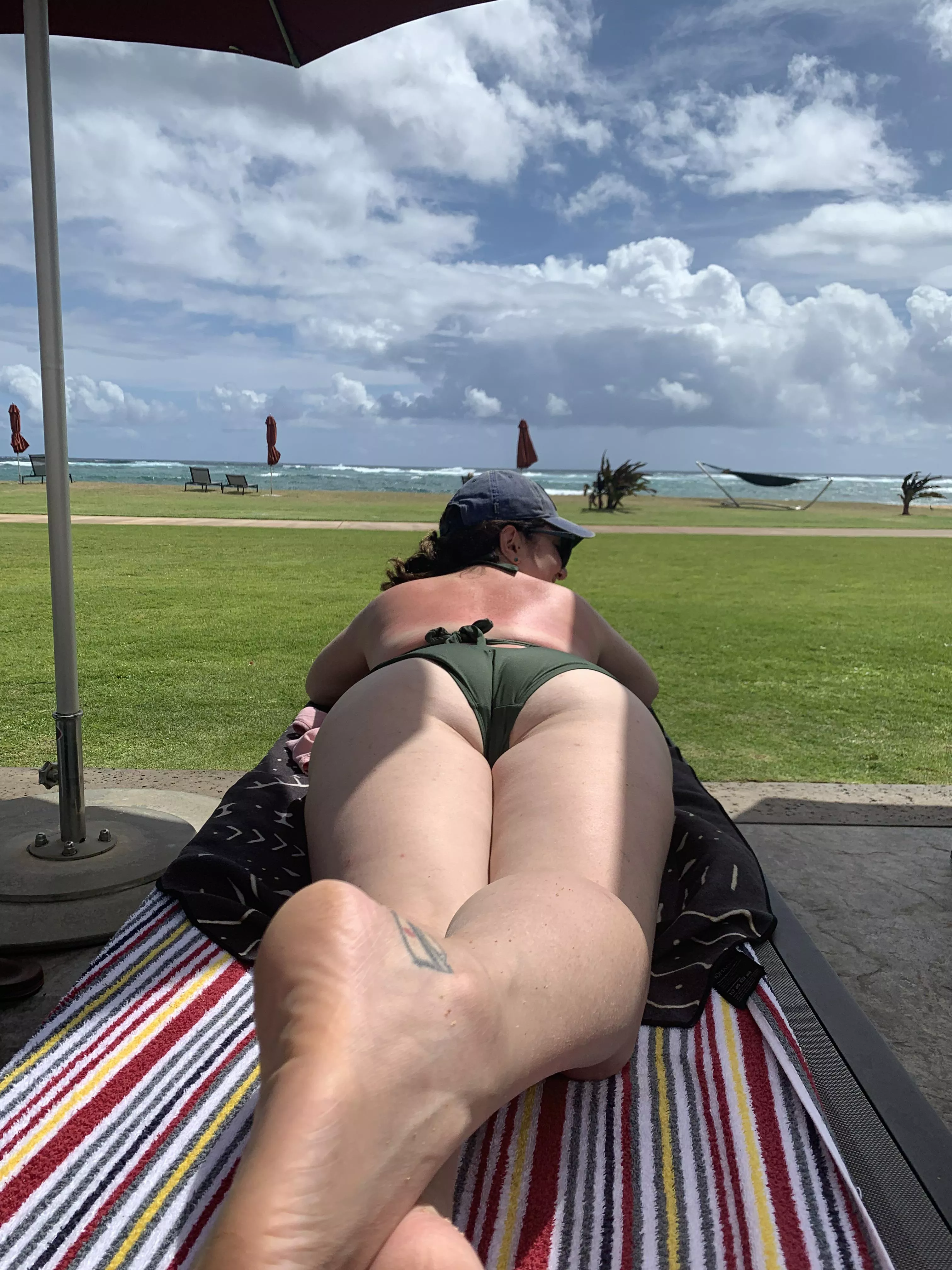 Wish I was back in Hawaii 🍑🌺 posted by jjetplane22