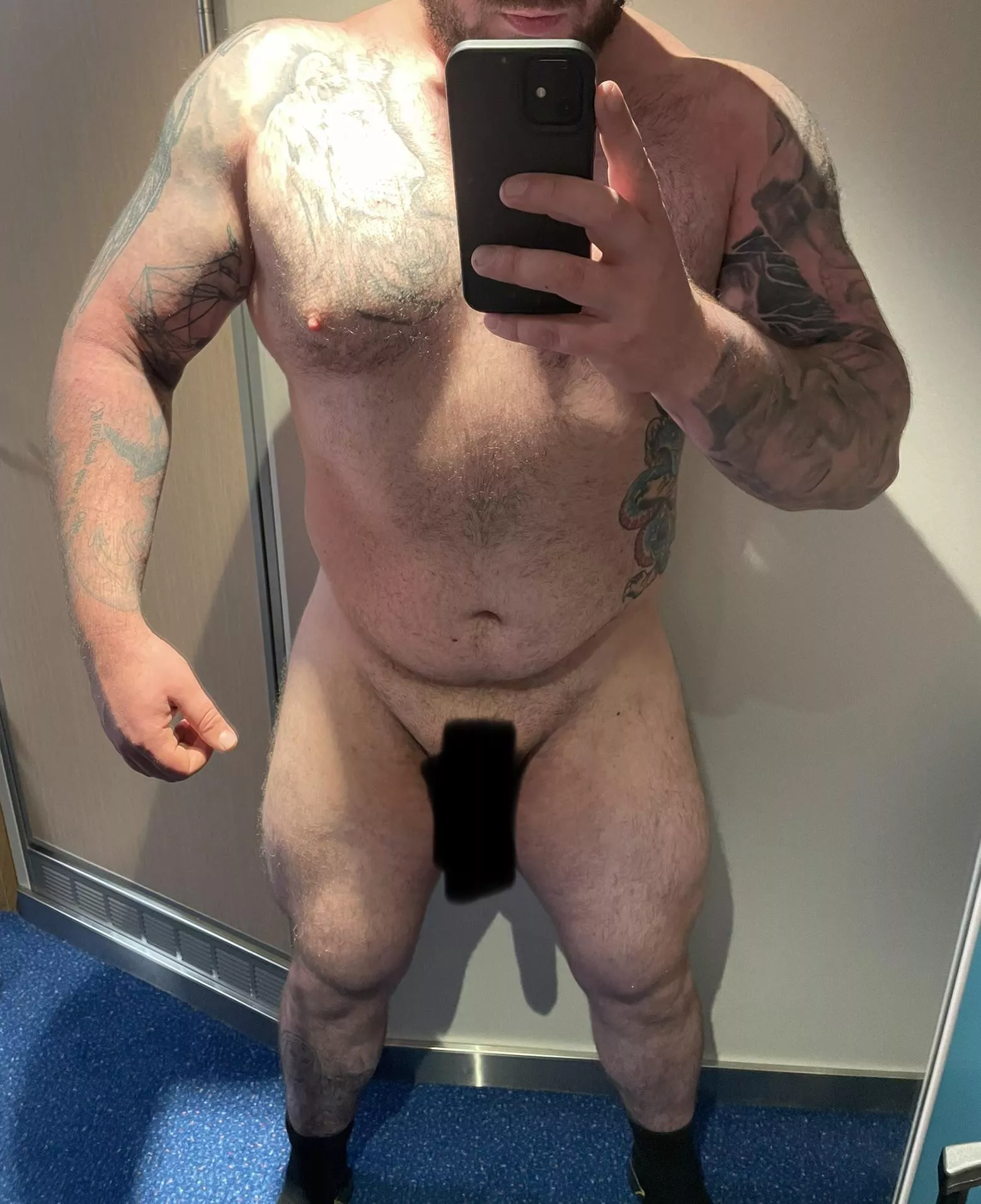 Wish that my inbox was full of hung dick pics tbh posted by StackedMechanic