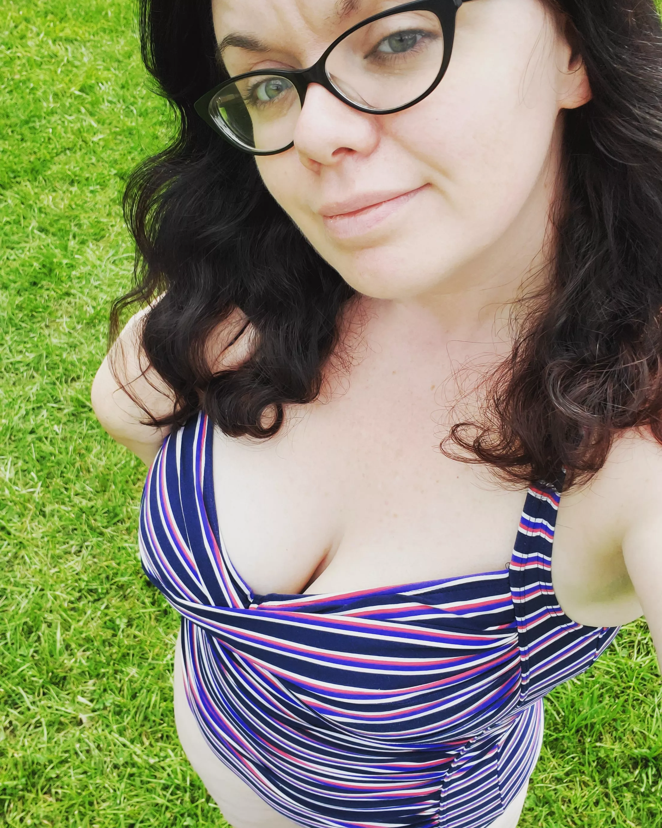 Wishing it was warm again 😭 posted by ILoveHotGayMen