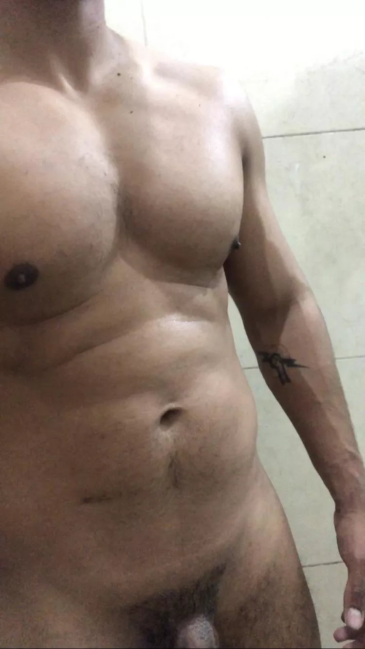 wishing you were here with [m]e!! (post workout) posted by Square-Rest-941