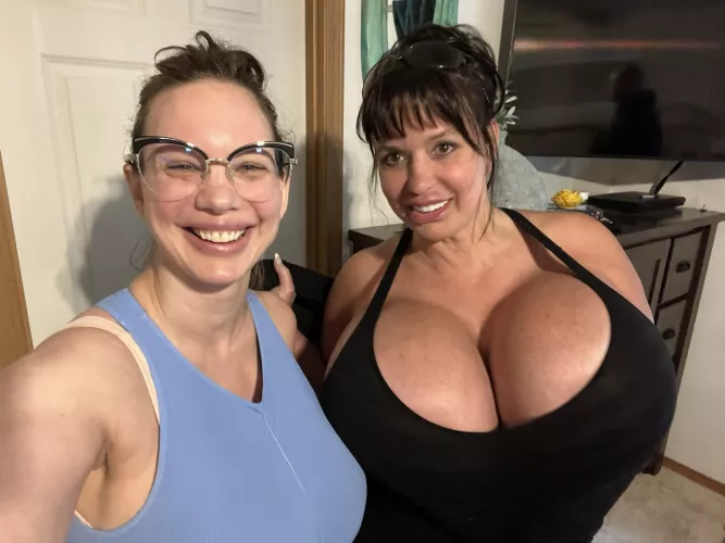 With Lilly8k (April 2022) by Galgenfrist