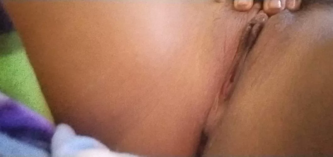 without creme view (f) by Deamer22