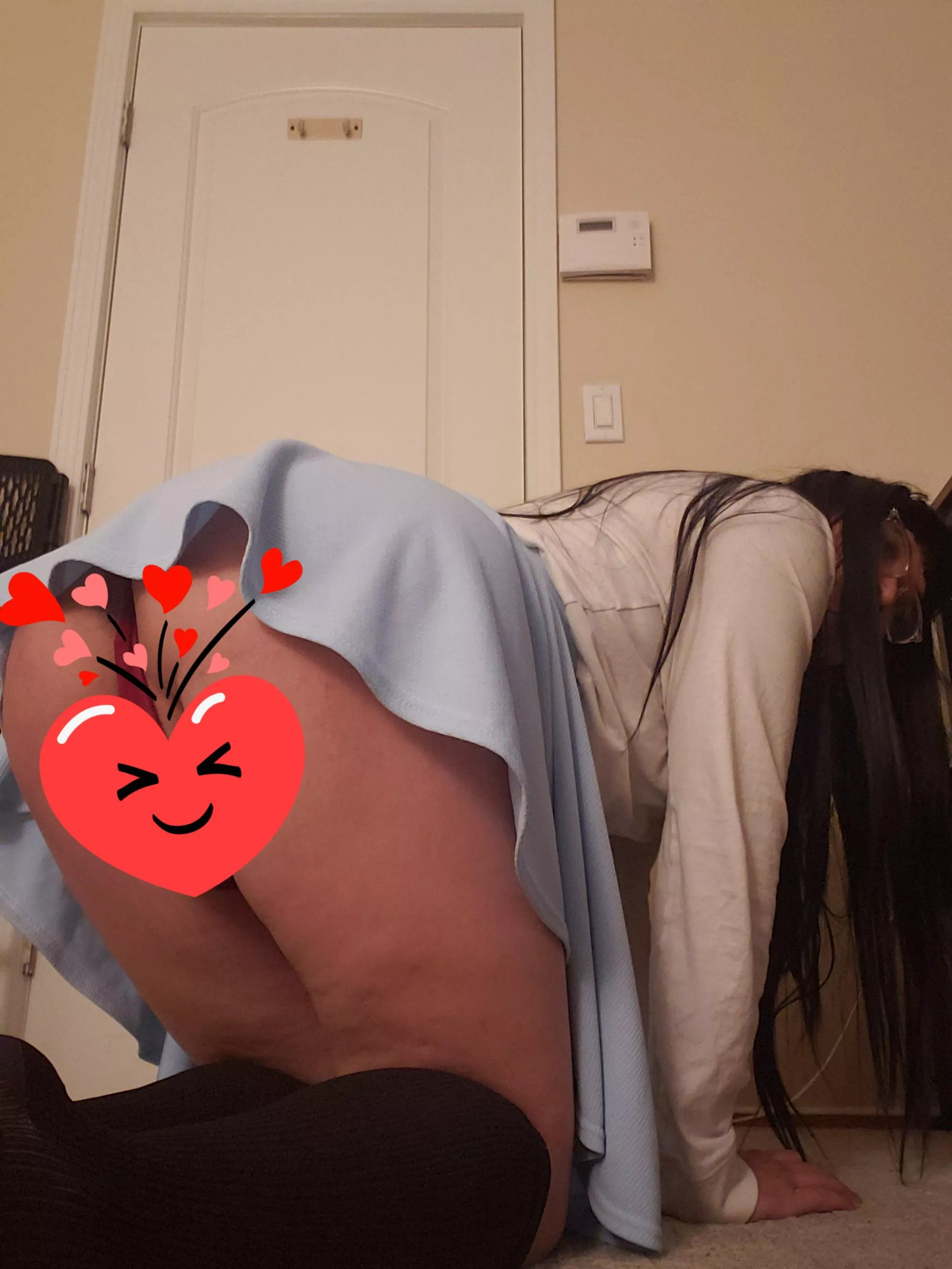 Woah! Didn't realize till after that the kitty was not covered 😋 posted by jessiebirdy