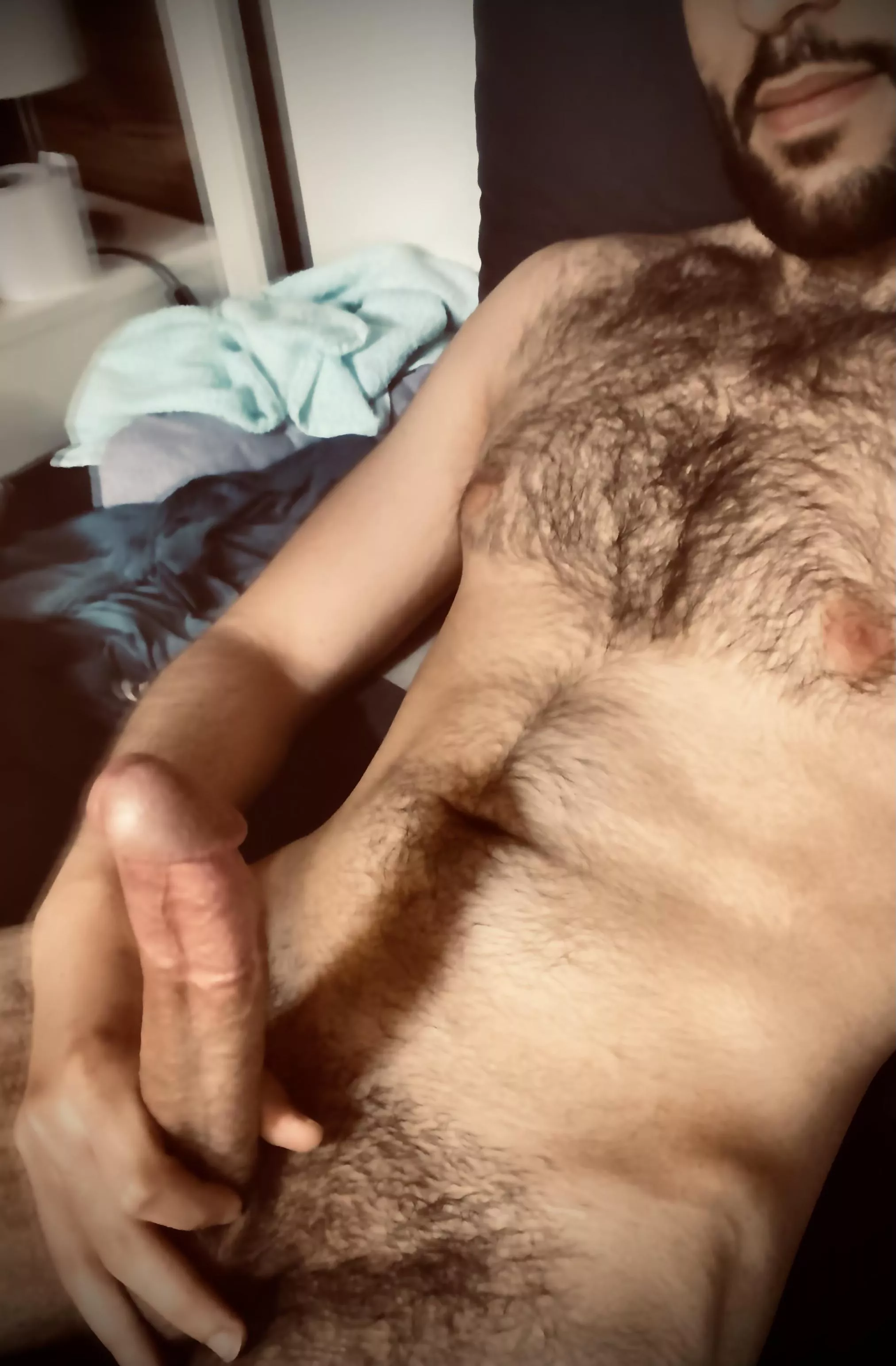 Woke up horny af posted by 6_V_6