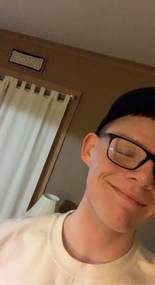 Woke up in a good mood today :) by PetitAngelChaosMAX