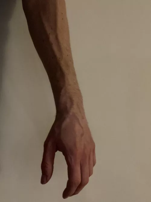 Wonder if anyone see this? by DirtyBigHands