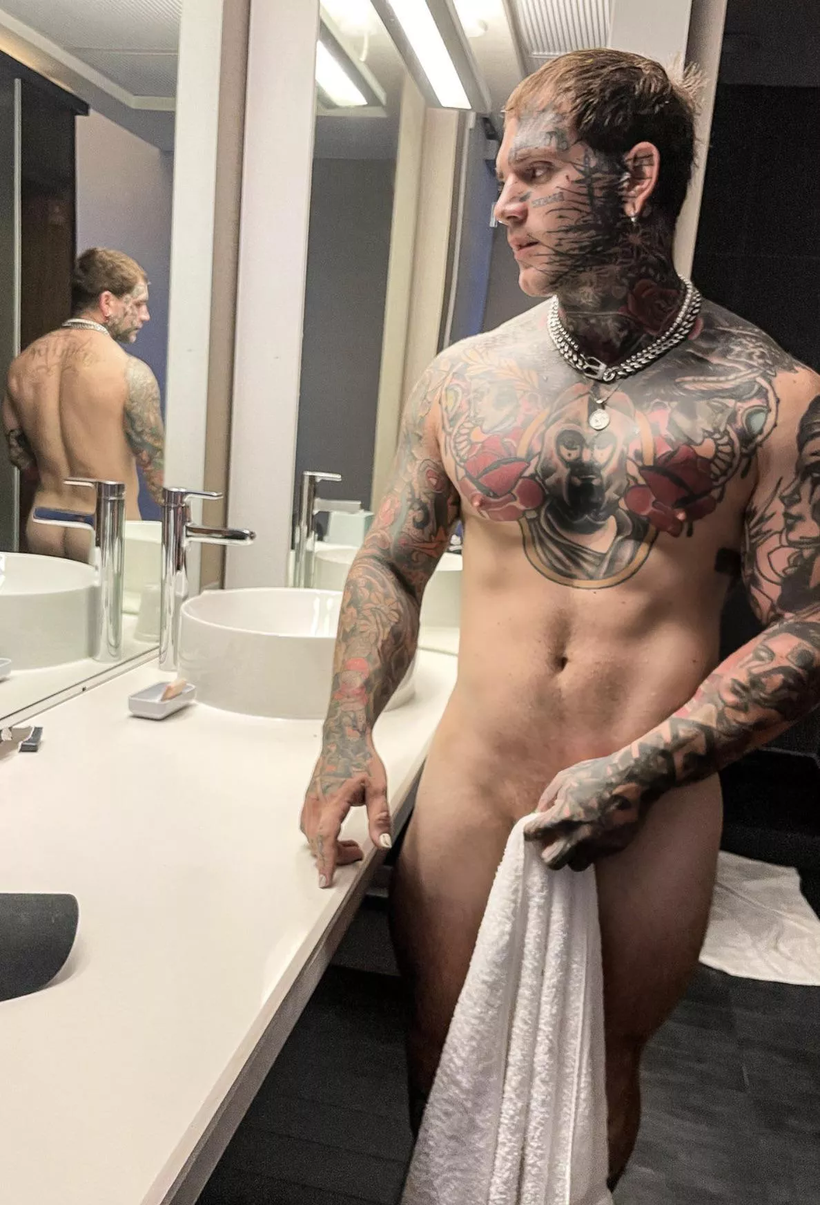 Won’t be satisfied until i’m covered. posted by lilscribsx