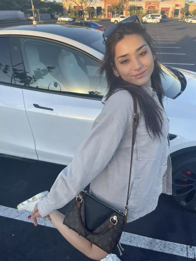 woo posted by nuocpapi