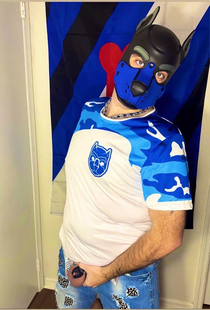 Woof woof 🔐 posted by Locked_Bleu