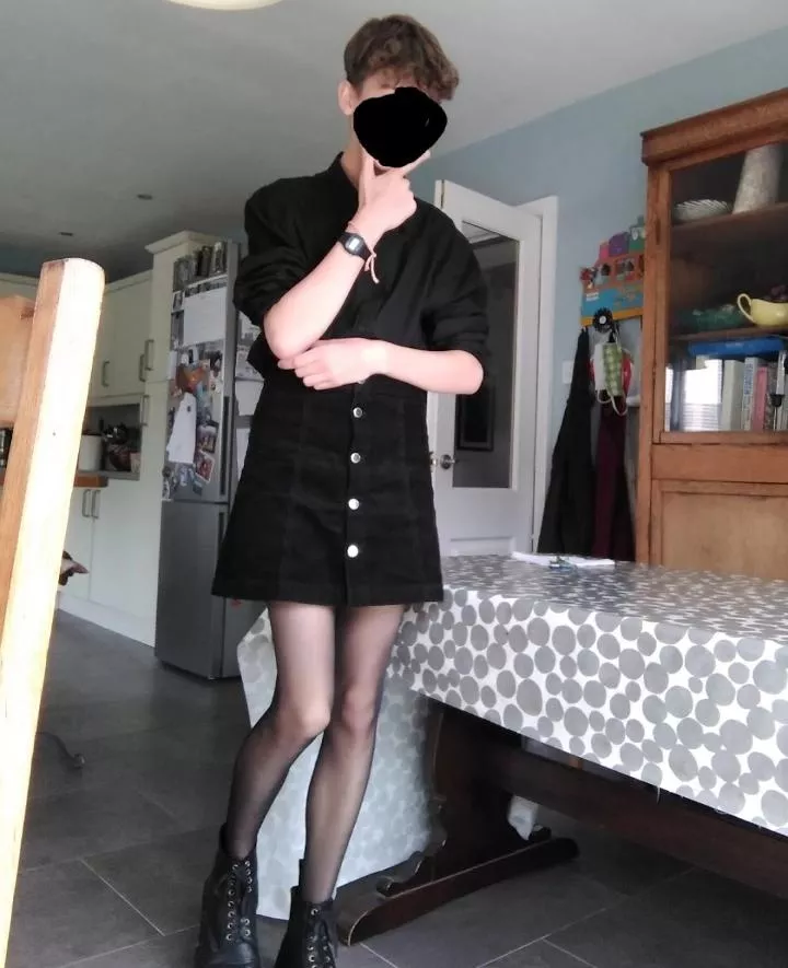 wore this to school! B) posted by Sitholulu