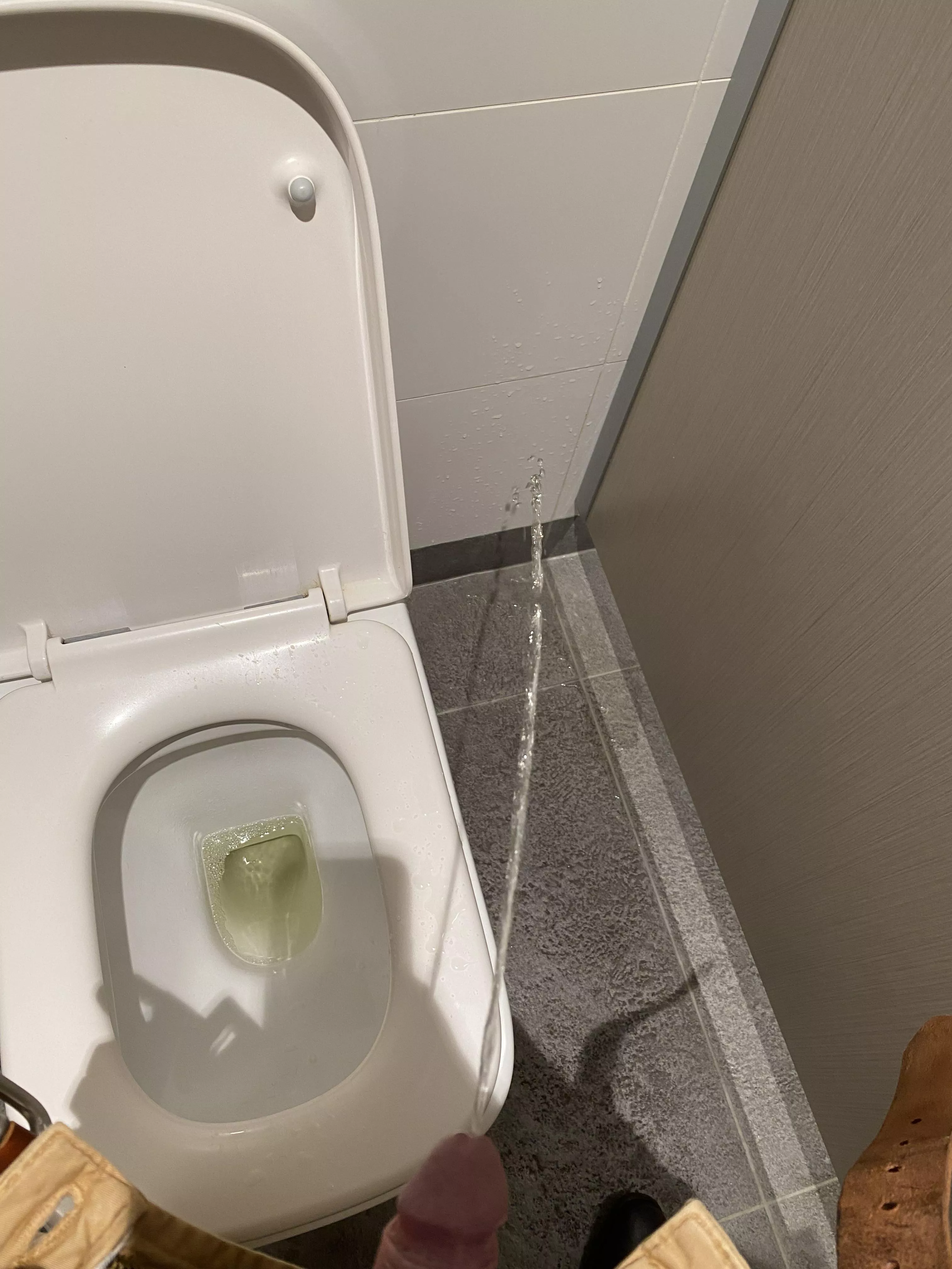 Work cubicle was soaking by the time I was through posted by Ancient-District7182