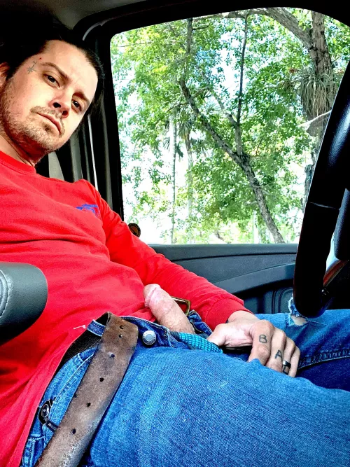 Work hard or hardly working? by Kilgore_Troutnchips