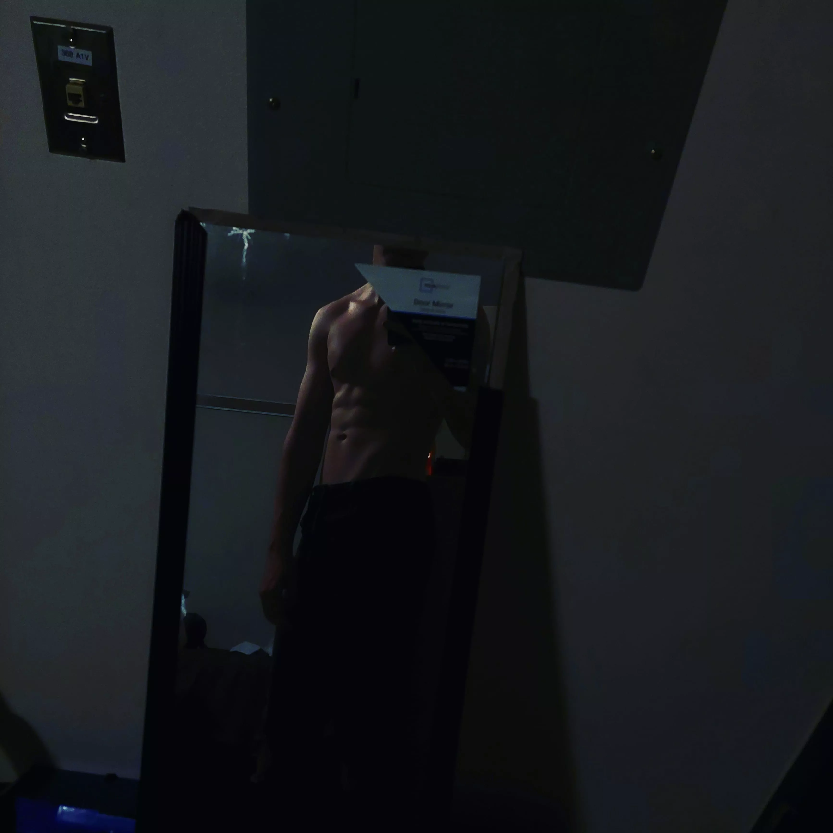 🖤work out partner?🖤 [m] posted by the-pool-boy