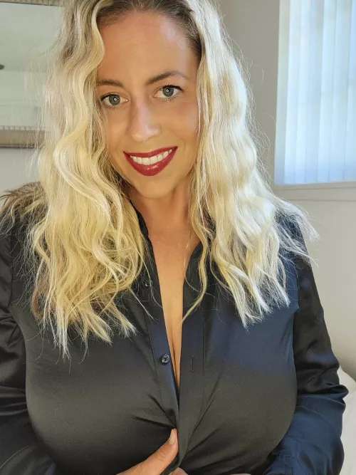 Work shirts are way more comfy braless by Gmebaby31