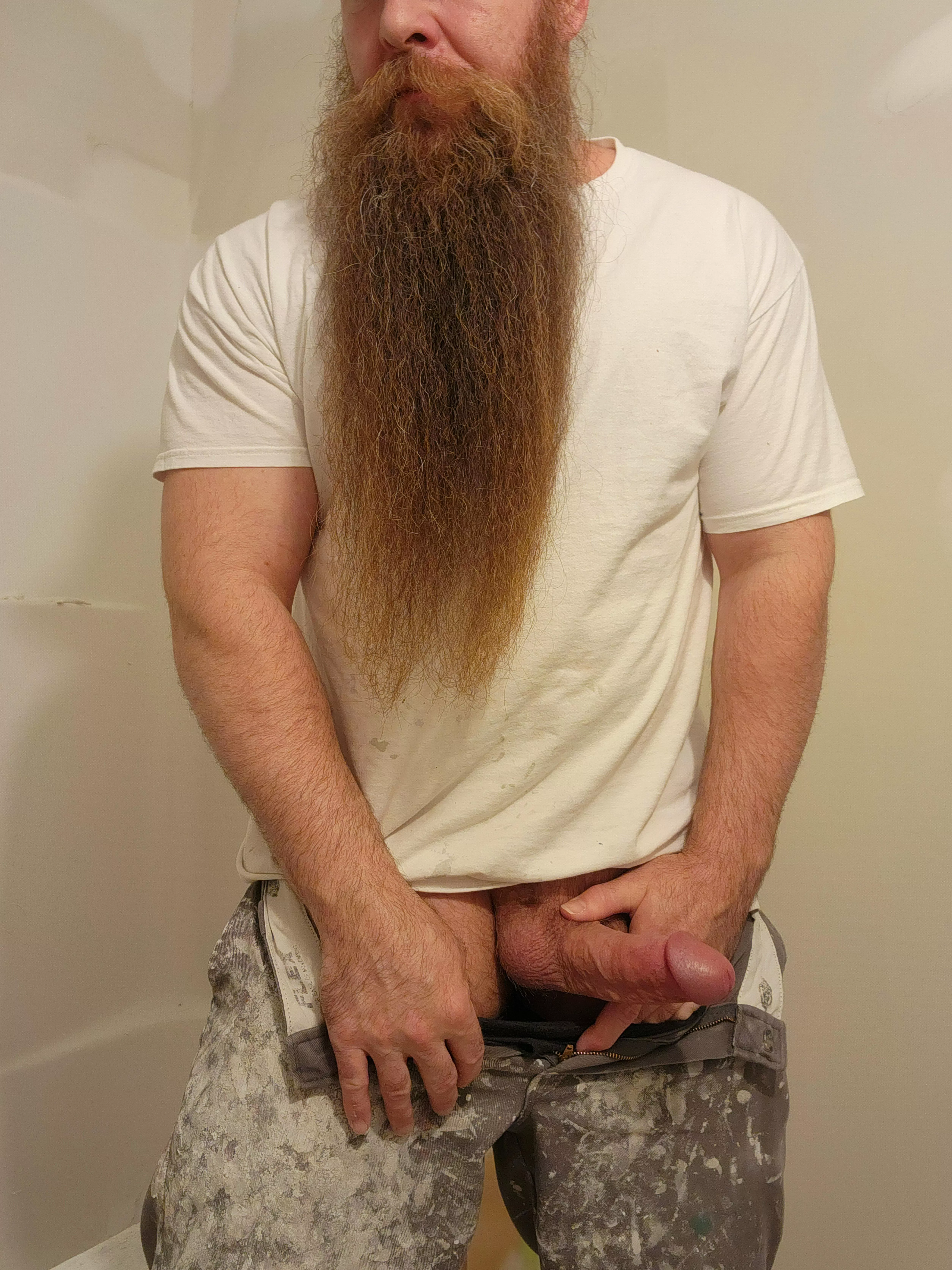 Working all alone today, who's gonna save me from being lonely?!? posted by GetMyBeardWet