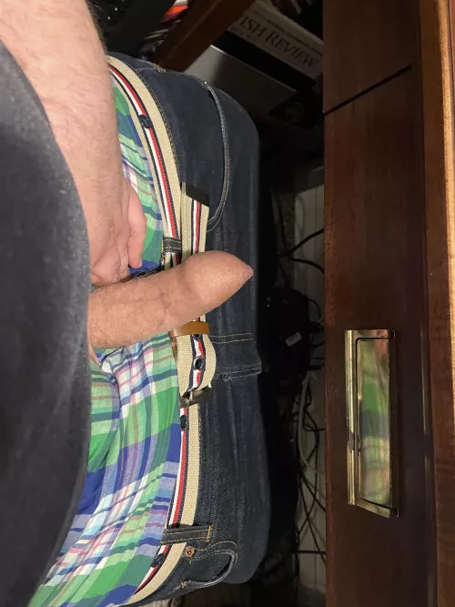 Working from home…I need an under the desk assistant: by D_ponbsn