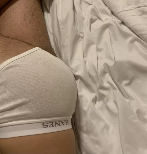 Working on getting a butt by Lostinthegalaxy56