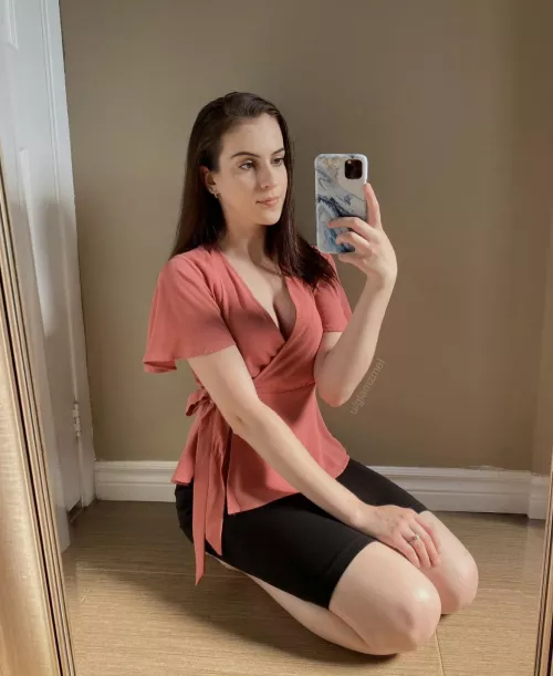 Workplace appropriate? by glamzmel