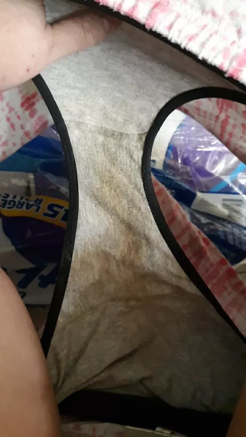 Worn for 5 days straight by EmoLizbeth