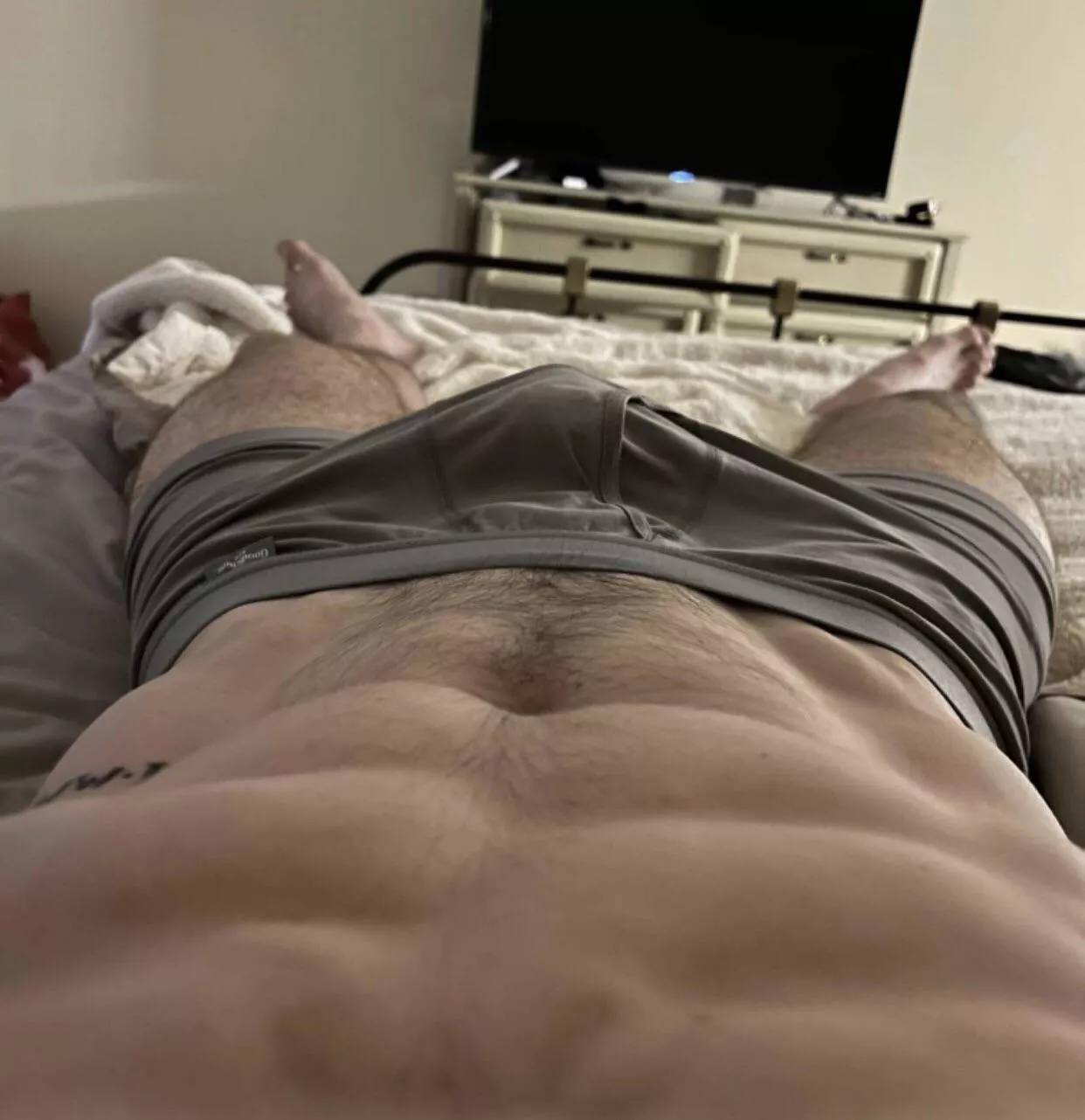 Worship ALL of me posted by physiqueworship