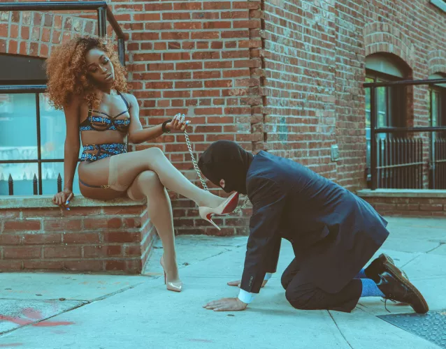 Worship me from head, to heel 👠 by thetashablack