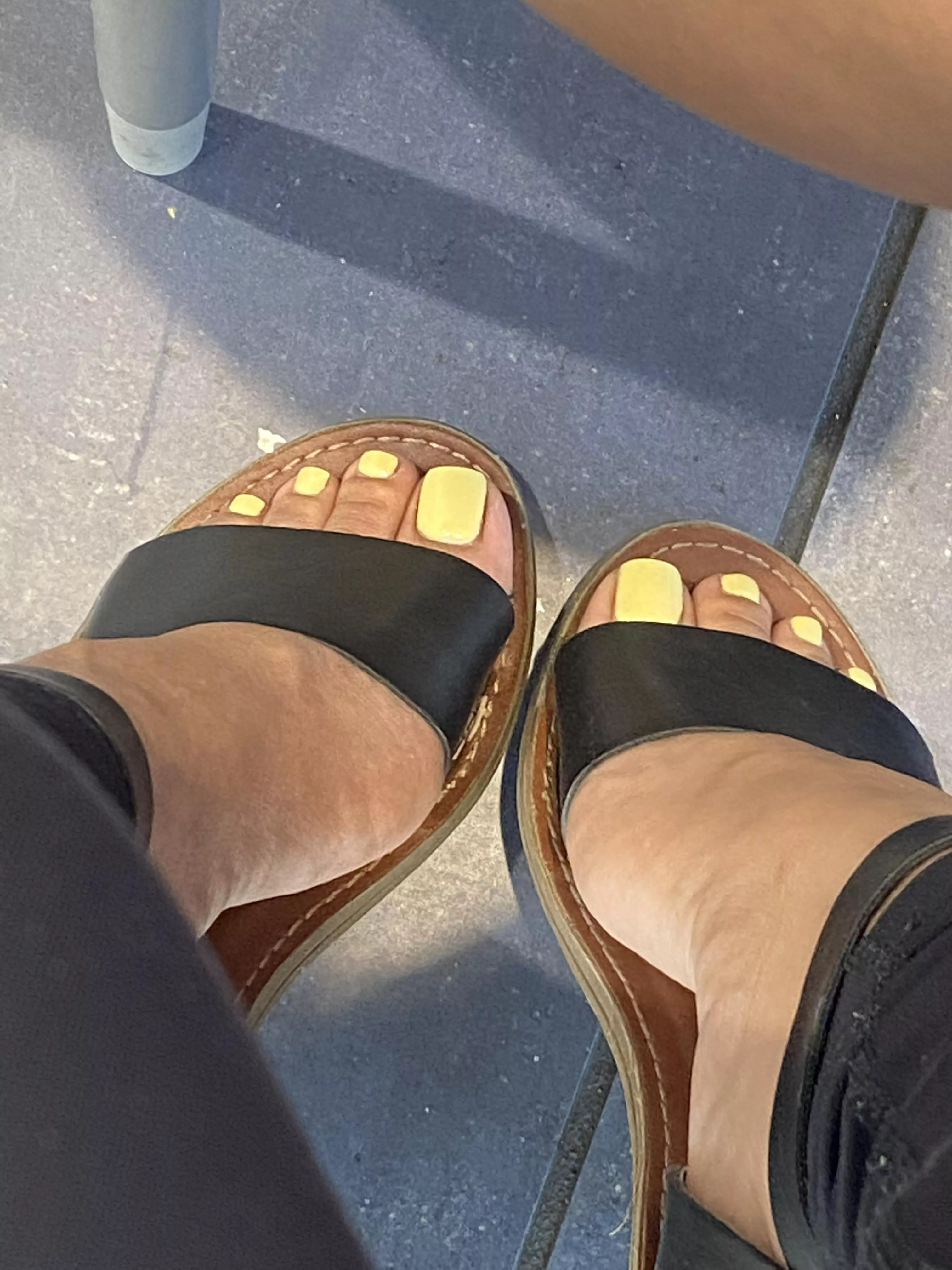 Worship the ground I walk on. posted by Yourfavoritelilbaby