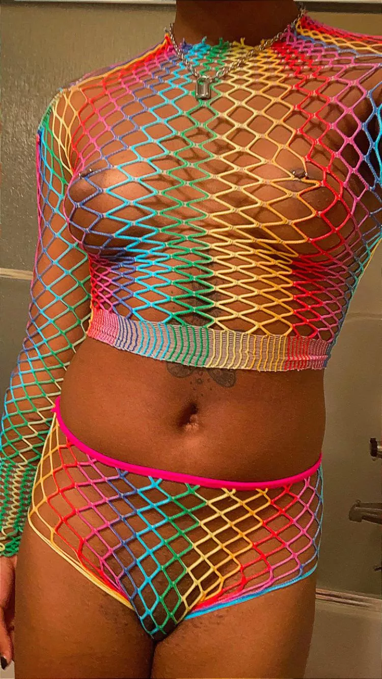 Would a baby bump and swollen tits suit me? Who’s up for the job of fucking a baby into my cunt? 🤤 posted by Beck_lover