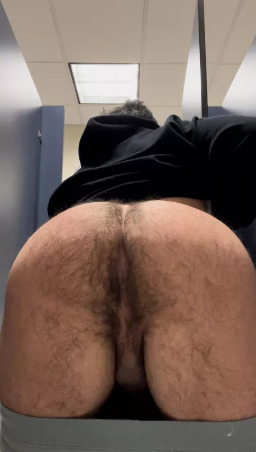 would appreciate a face stuffed right here before someone walks in by fbottom99