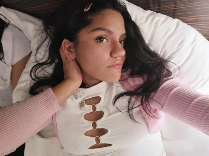 would I make a pretty little cumslut? posted by jjco0l