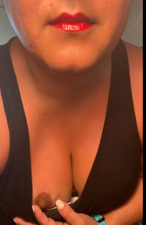 Would love a set of lips on mine… by Havinghappydays