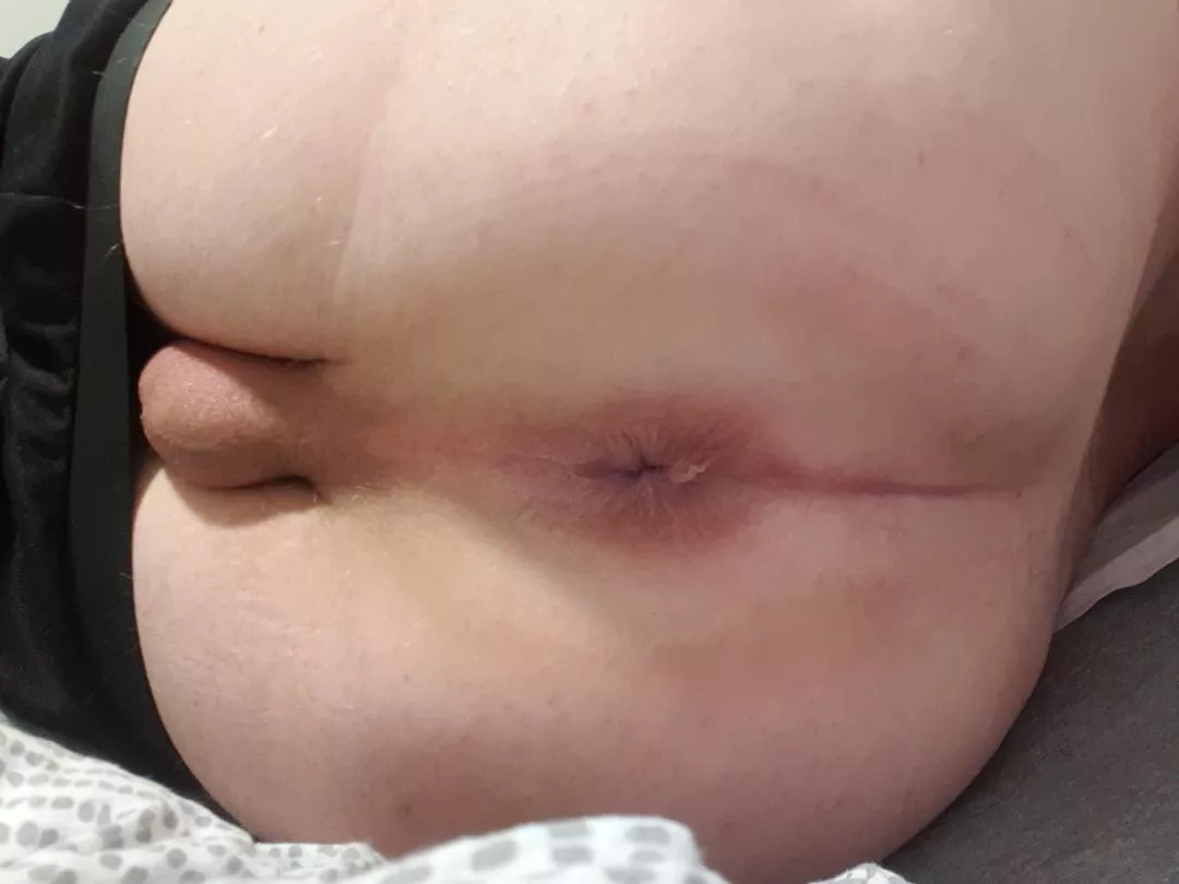 Would love for a dominant man to tell me what to do with my hole🥵 posted by Dirty_Boy98