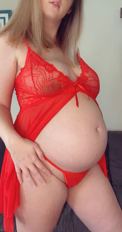 Would love to make you cum this morning😊🤰🏼 by StellaRoss8