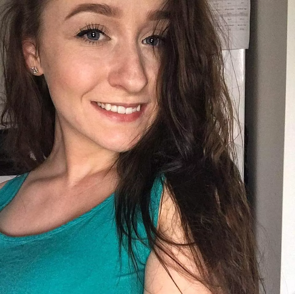 Would love to see a load on my friend's face 💦 posted by HornyMarriedGuy345