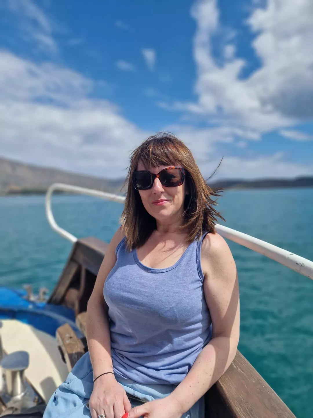 would u fuck me? posted by justcuriousformilf