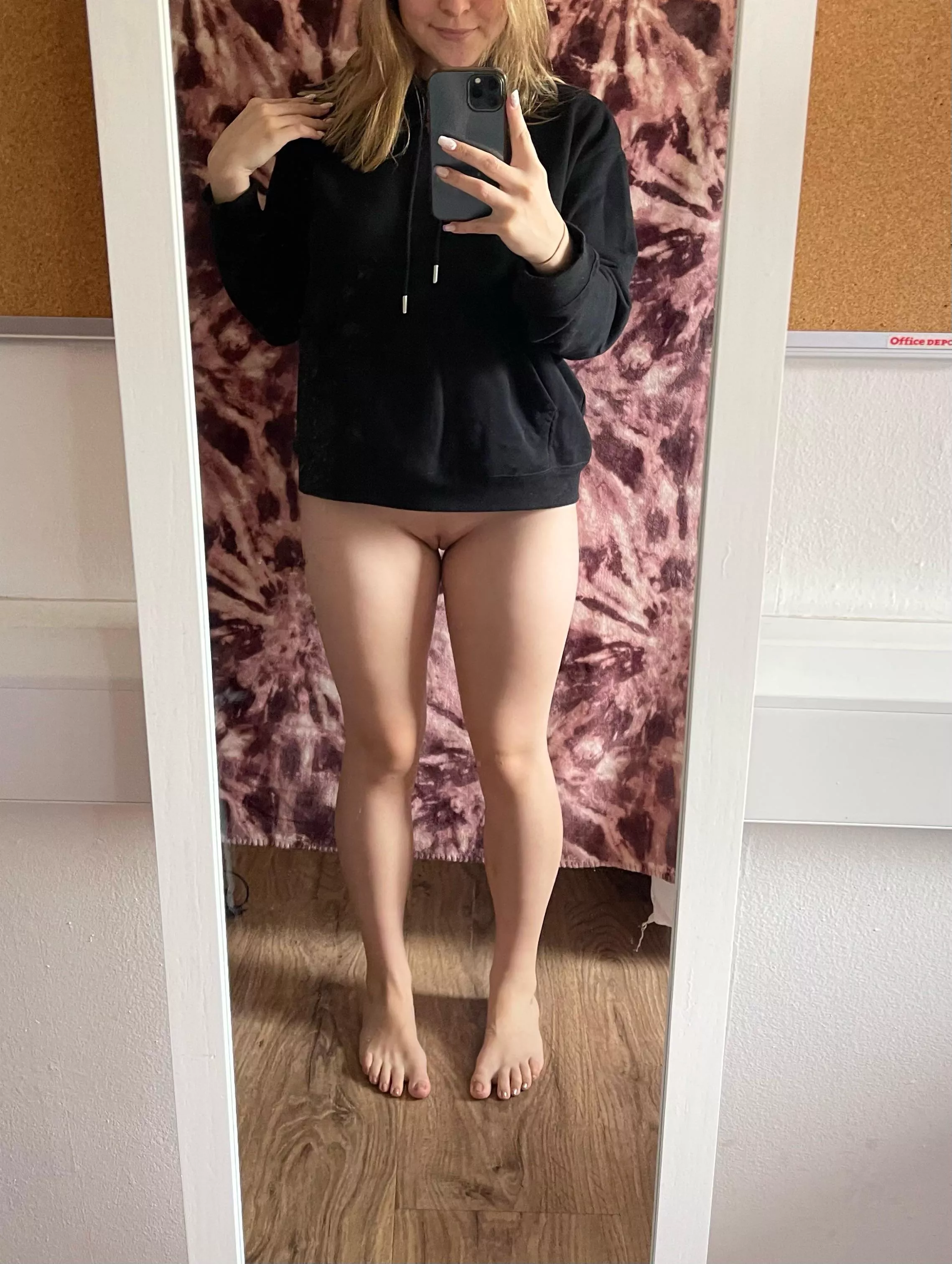 would u fuck my 18yr old 🐱? posted by bellababy2004