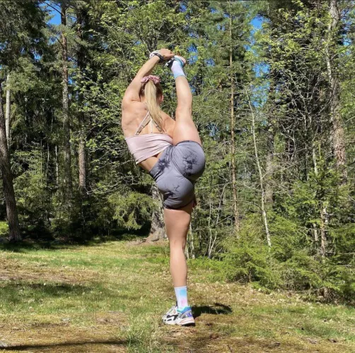 Would u kindly by Ashamed-Run-4346