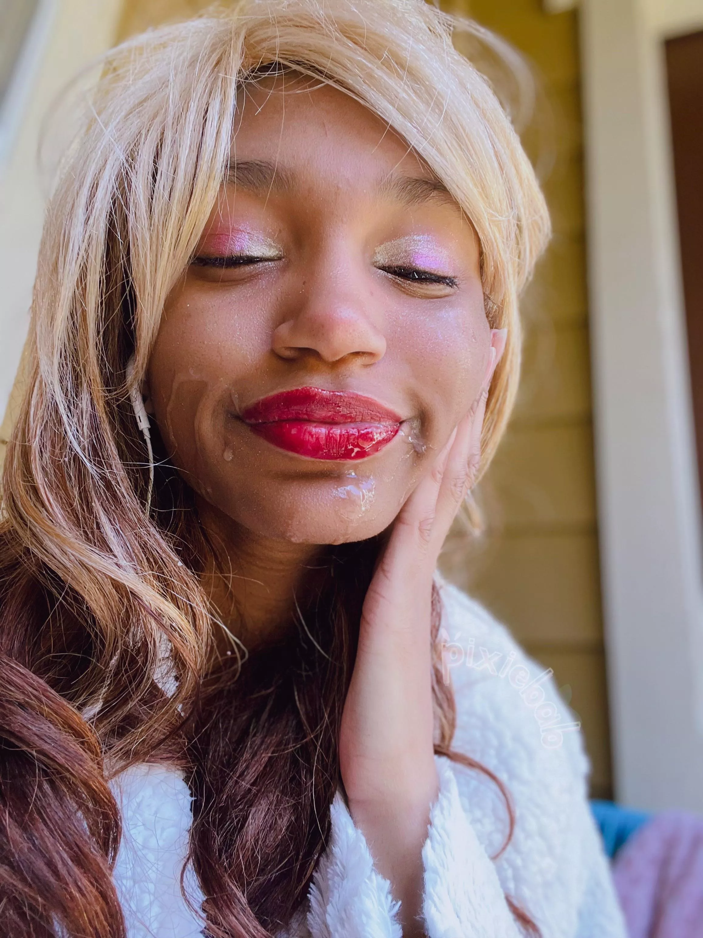 would u make me your slut? 💦 posted by pixiebab