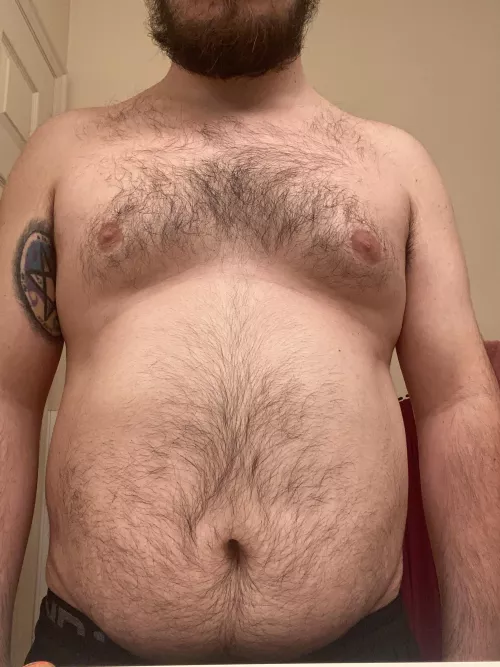 Would y’all consider me a dad bod or a bear? 31M by ShaughnyyBoy