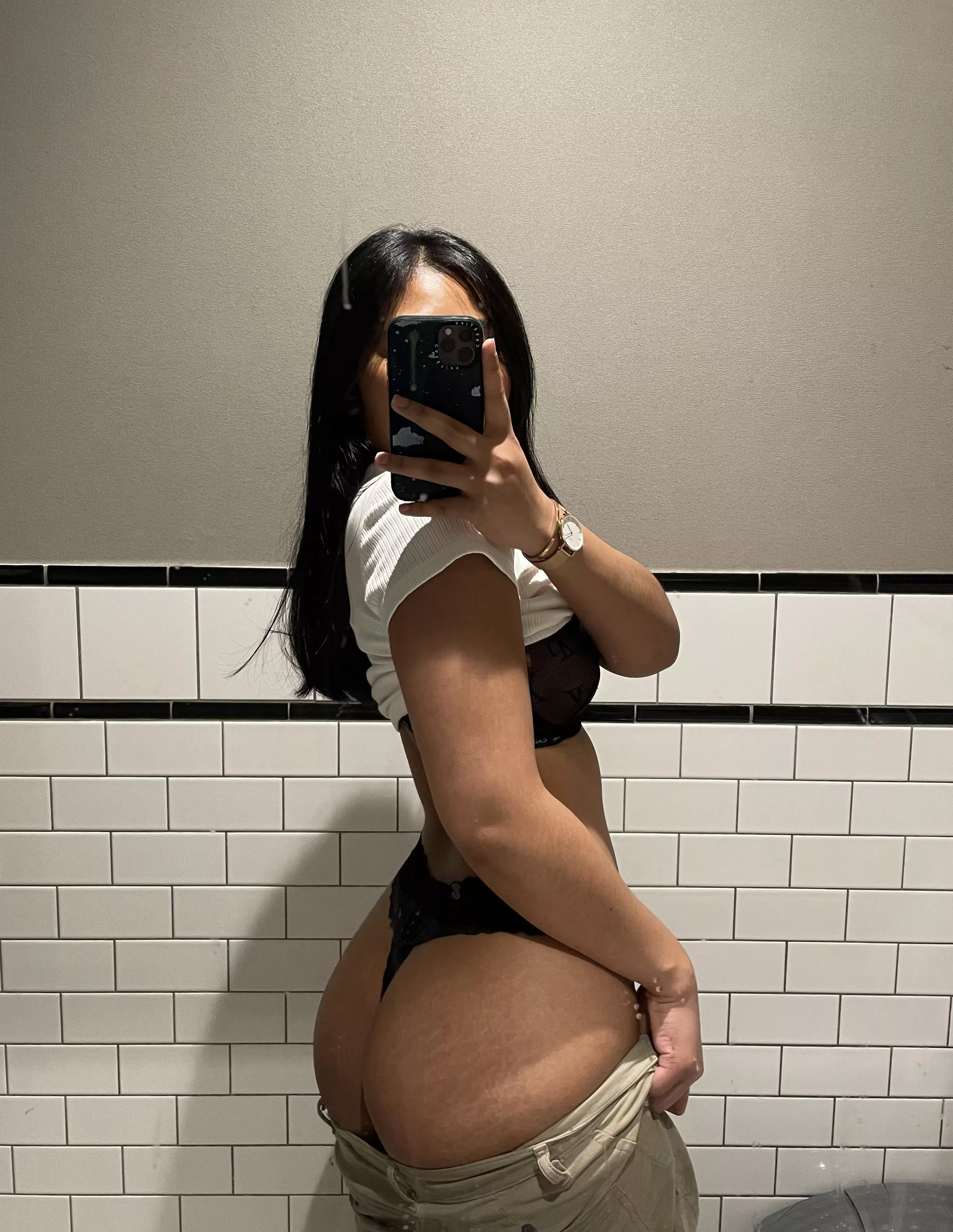 Would you? posted by Sreiex98