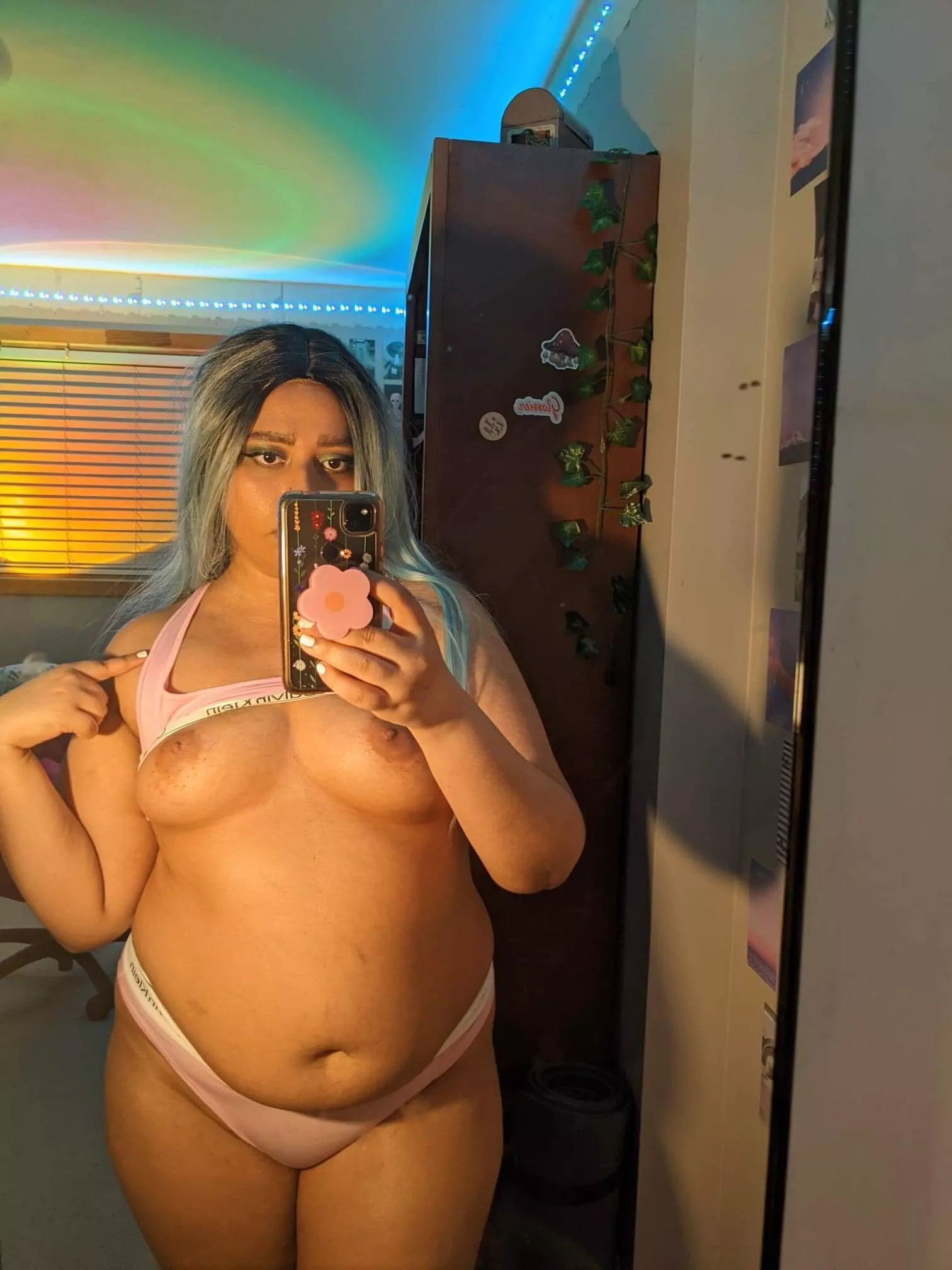 Would you ask me out for coffee if I lived close to you? 🥰 posted by the_czar_got_cake