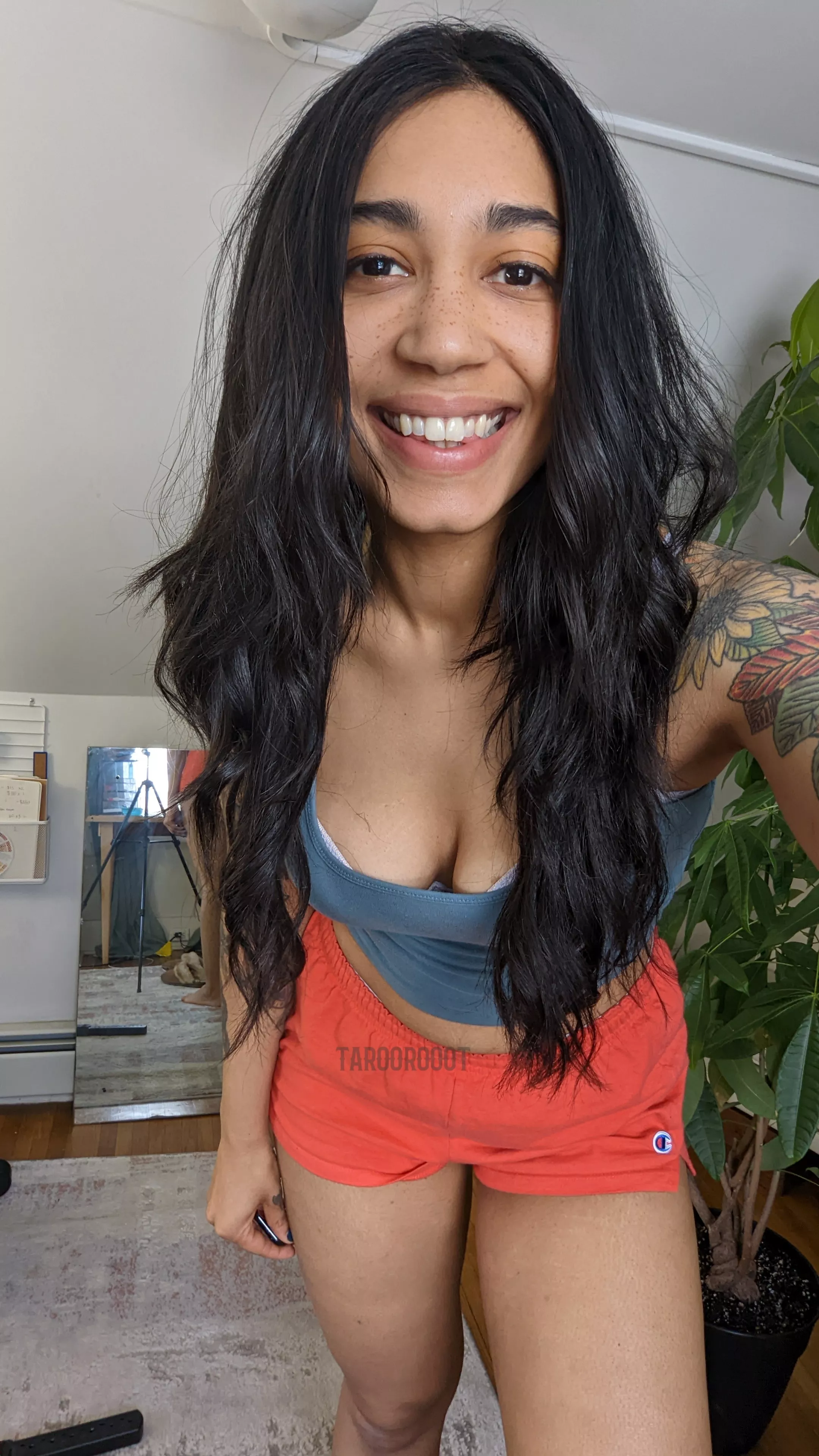 Would you ask me out if we met at a bar? posted by TarooRooot