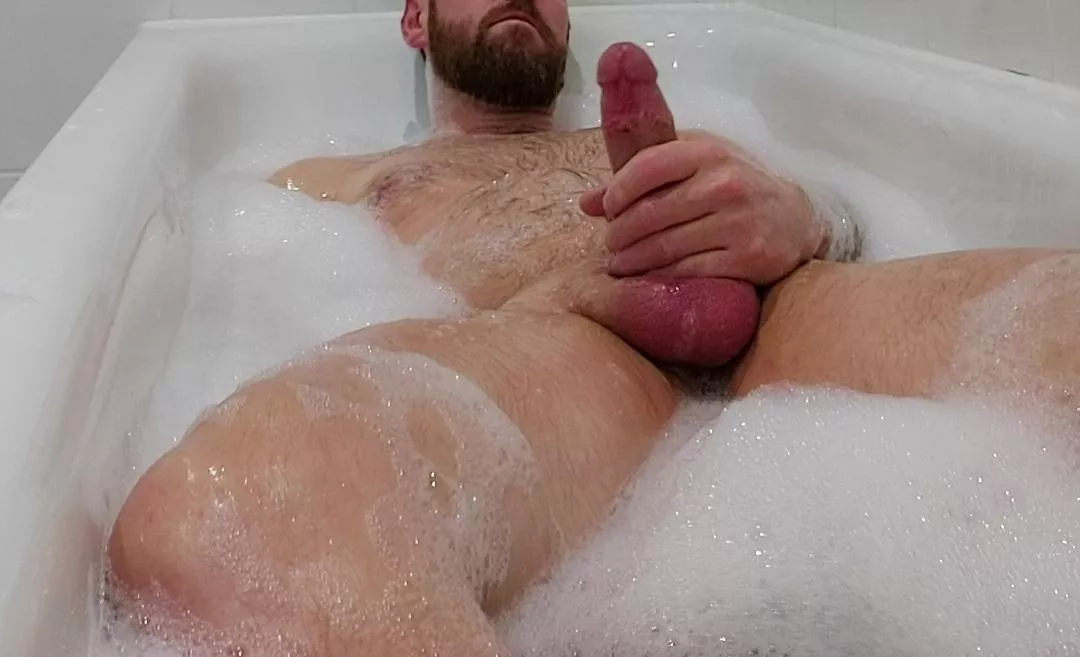 would you bath with me? posted by kingofthenorth3i6