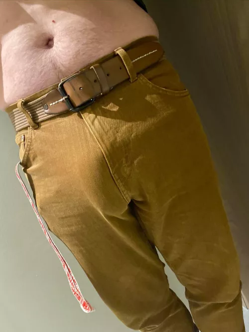 Would you be scared if i told you I was soft here? by here2stretch