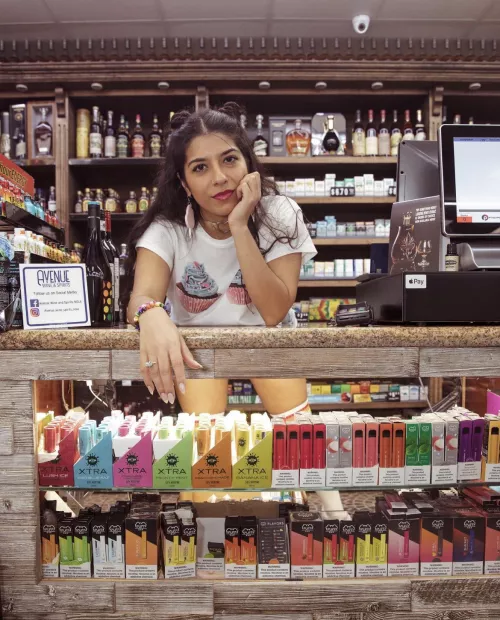 Would you bend me over this counter and fuck me? by Allthatjasmine7