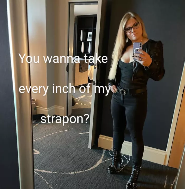 Would you bend over for the Glamazon? posted by BoyZip