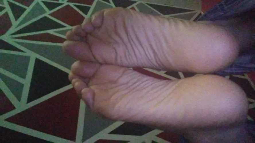would you cover my feet in cum? by EdgyDiablo