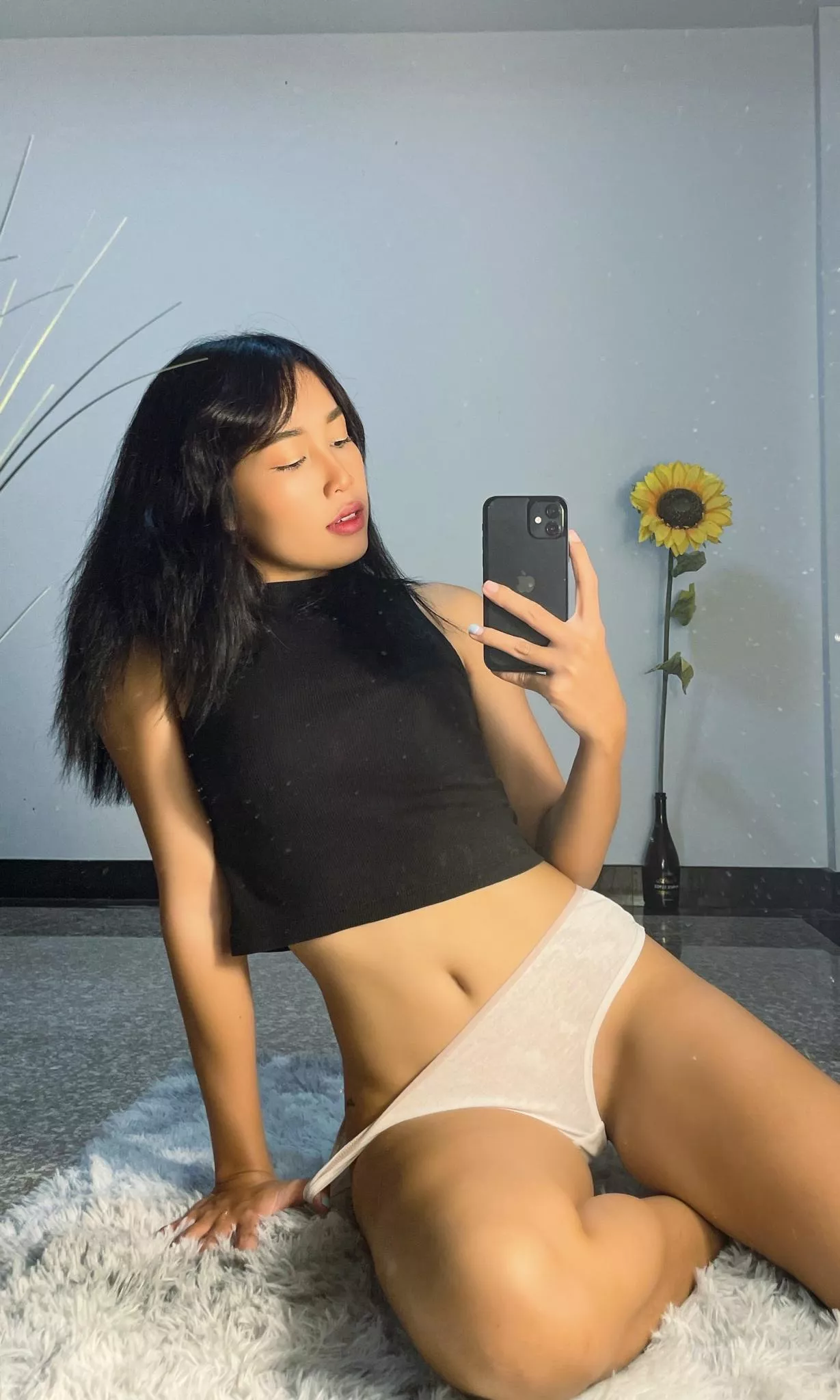 Would you date me? posted by nina_sky777