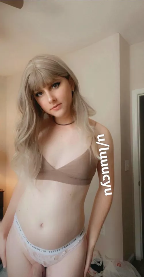 Would you date me? by Luuucyu