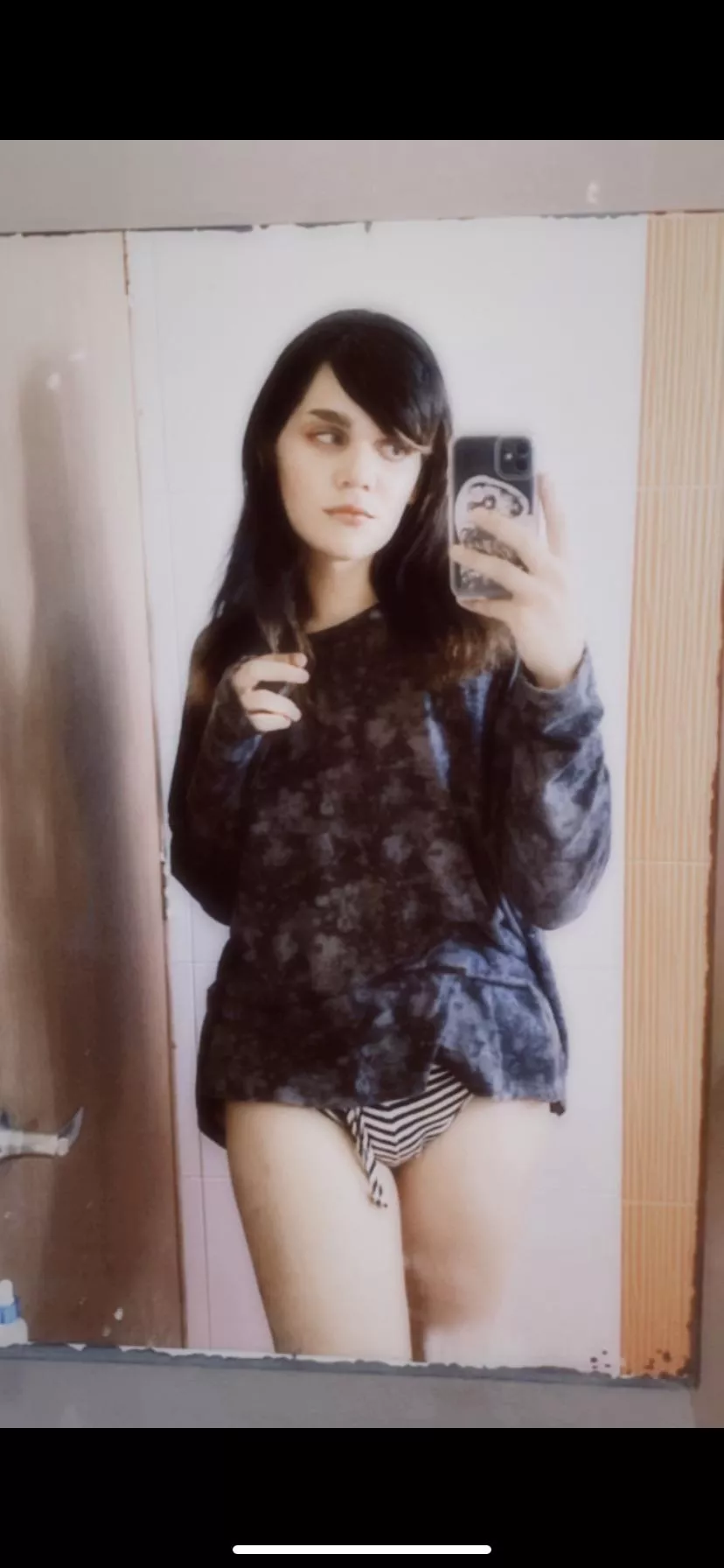 would you date me? :( posted by samaramagica